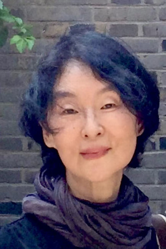 Headshot of Lingzhen Weng